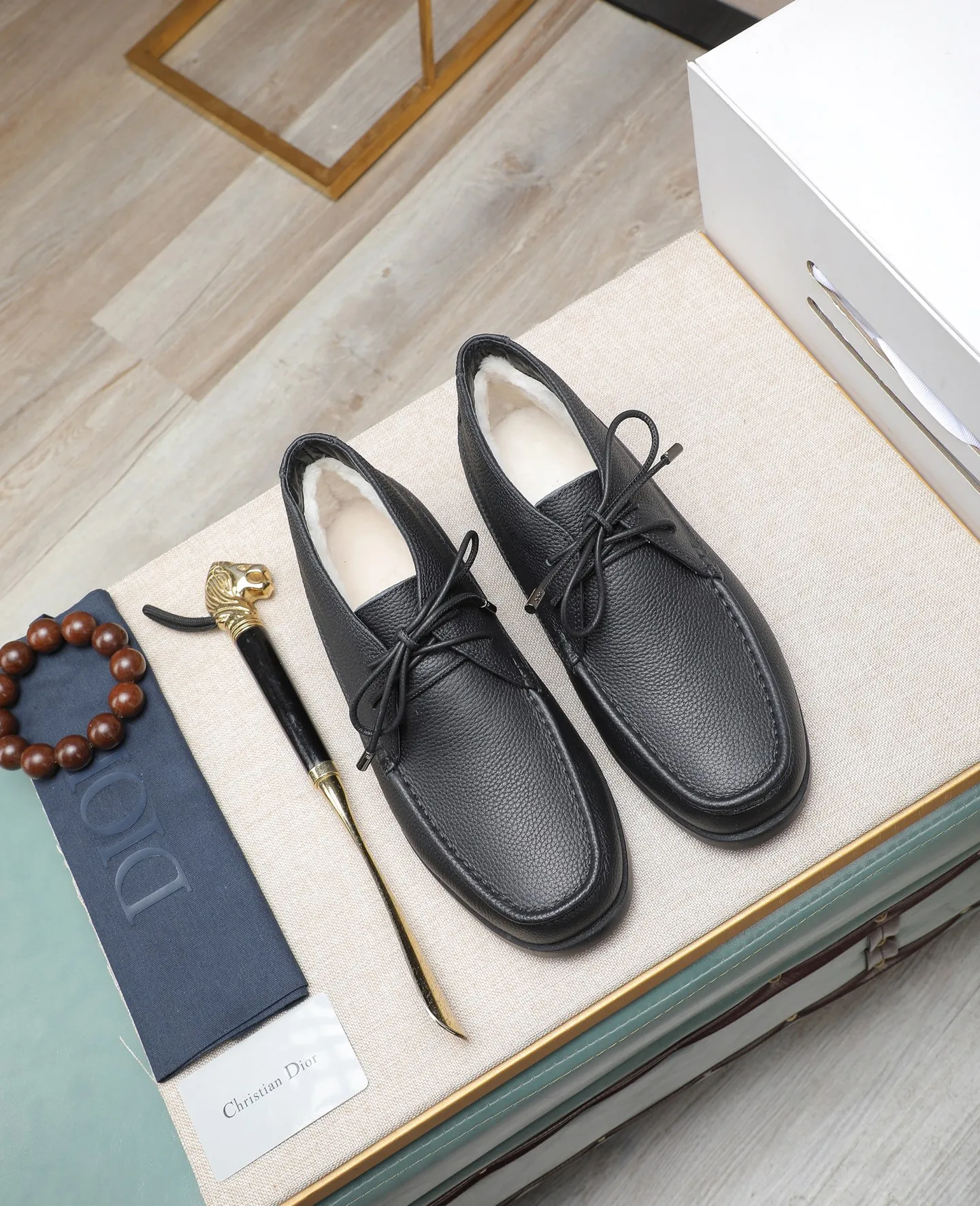 Men's shoes 💰600 Wool lining Original order quality Dior —🆘. Dior original order purchase, high-end leather shoes, fabric: imported cowhide from Italy ➕ water-dyed cow lining/wool lining ➕ special original outsole, fine workmanship, real-life photos 🎬 size: 38-44 (with full set of packaging)